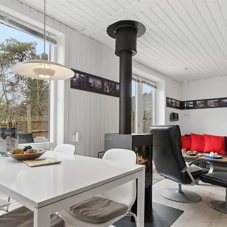 Feriehus Evert - 250m From The Sea By Interhome Neksø